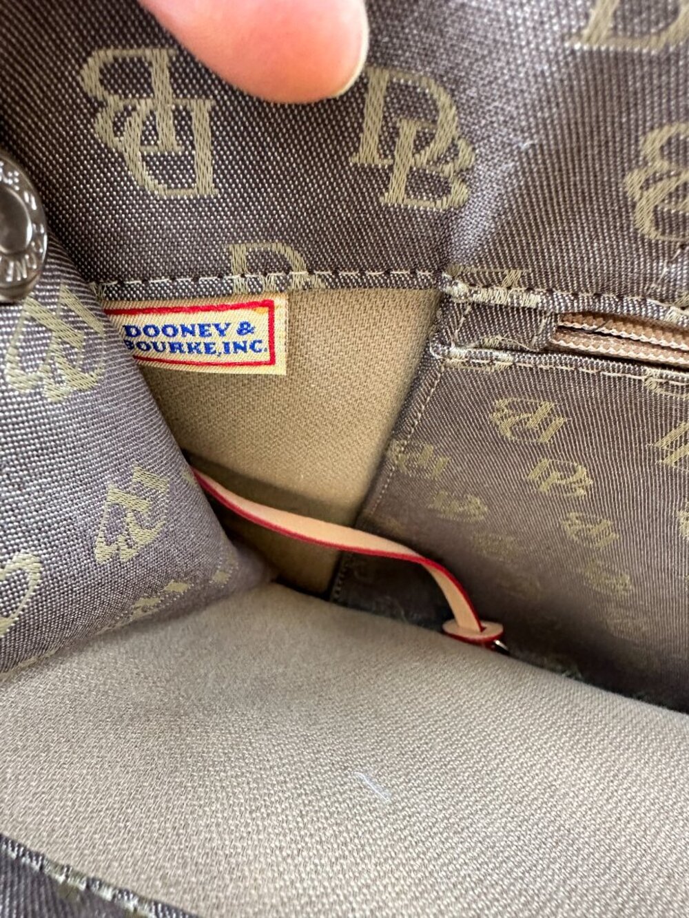 New Dooney & Bourke Vintage Tote Bag Monogram Canvas Leather Double Handle Purse - Picture 12 of 16